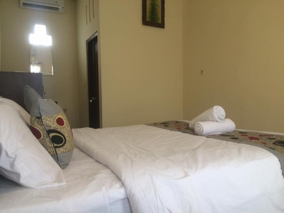 Reynold Artha Guest House Nusa Lembongan  Exterior photo